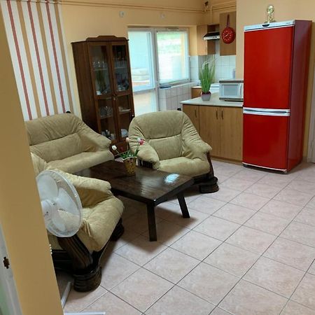 Eoetvoes Vendeghaz Villa Hajdúszoboszló Екстериор снимка