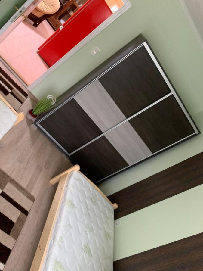 Eoetvoes Vendeghaz Villa Hajdúszoboszló Екстериор снимка